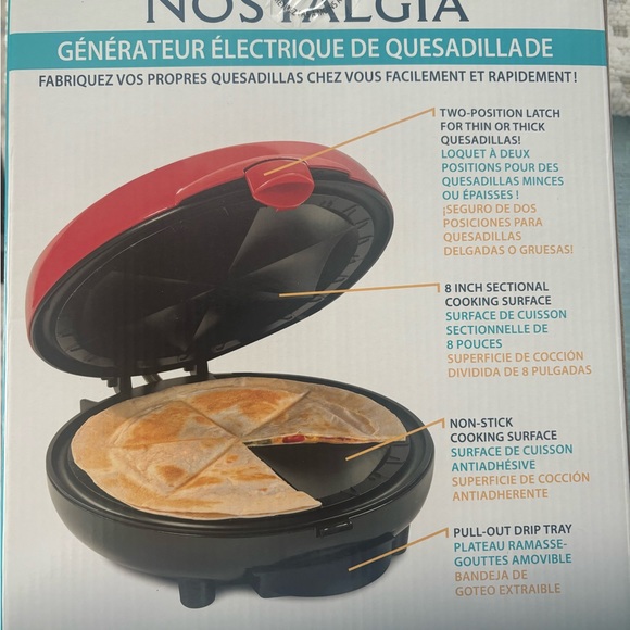 Nostalgia Kitchen Nostalgia Quesadilla Maker Poshmark